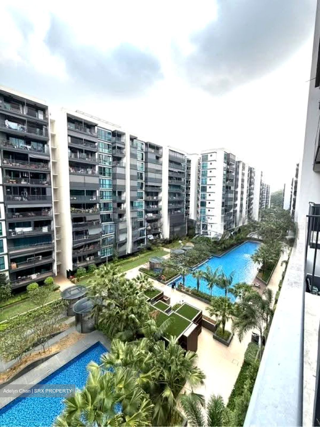 Treasure at Tampines (D18), Condominium #611151101